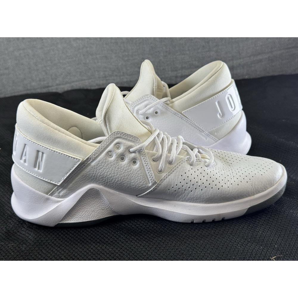 NIKE JORDAN AH6462-100 MEN'S FLIGHT FREE PREMIUM LOW BASKETBALL‎ WHITE SZ 10.5 - Picture 10 of 12
